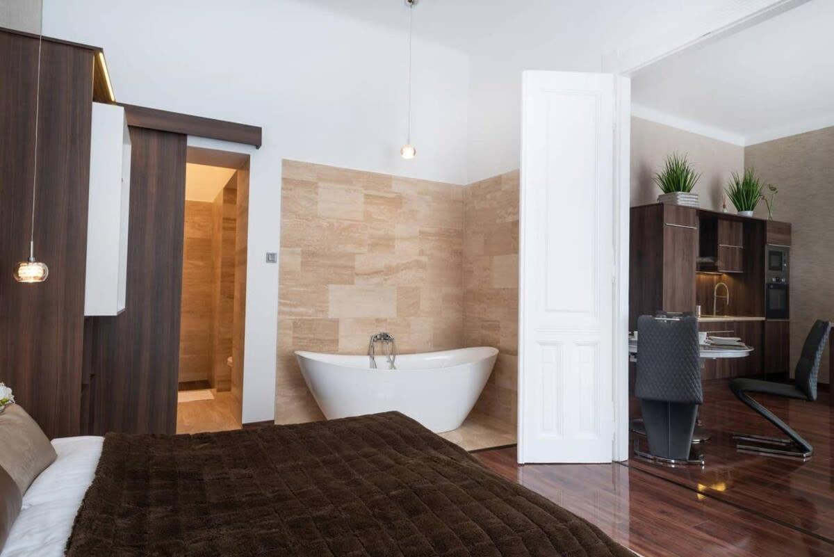 Central Luxy Design Apartment Βουδαπέστη Εξωτερικό φωτογραφία